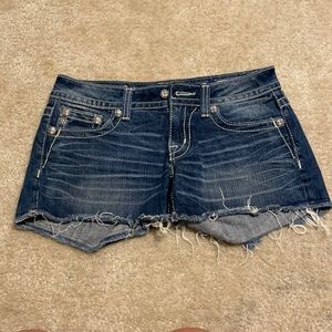 Miss Me Shorts Size 27